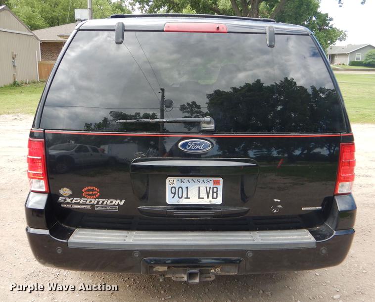 image for item FT9526 2004 Ford Expedition Eddie Bauer SUV