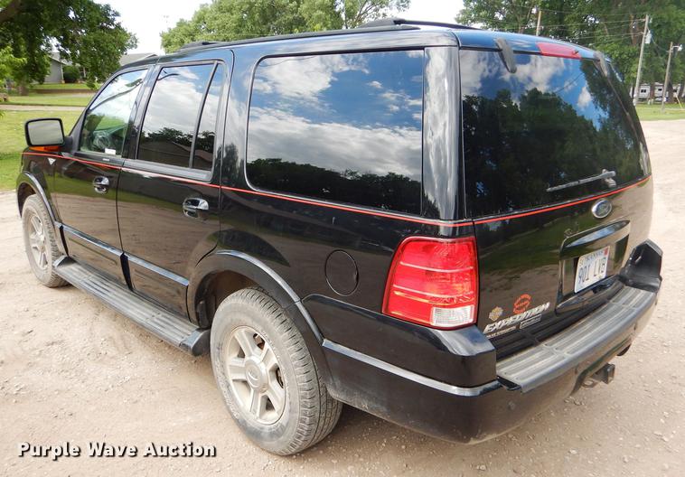 image for item FT9526 2004 Ford Expedition Eddie Bauer SUV