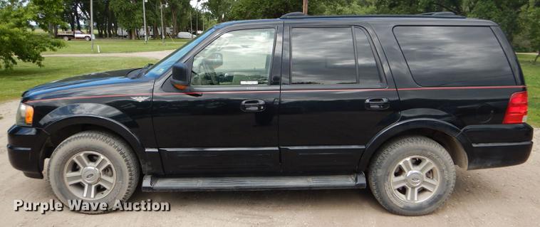 image for item FT9526 2004 Ford Expedition Eddie Bauer SUV