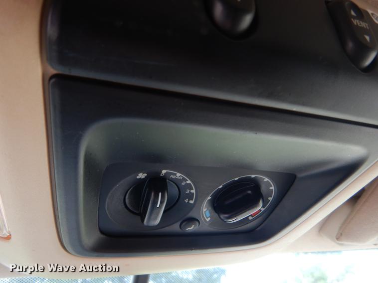 image for item FT9526 2004 Ford Expedition Eddie Bauer SUV