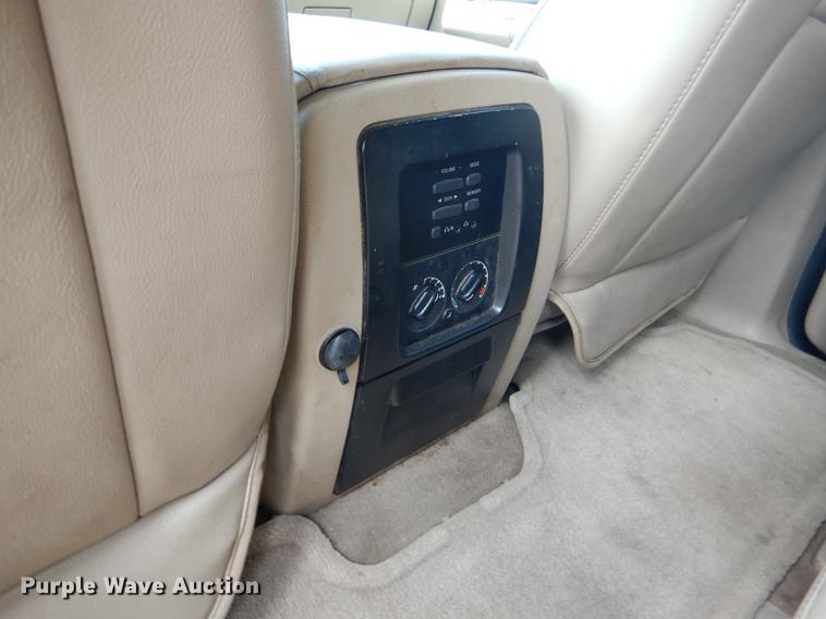 image for item FT9526 2004 Ford Expedition Eddie Bauer SUV