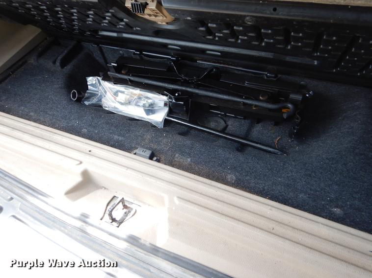 image for item FT9526 2004 Ford Expedition Eddie Bauer SUV