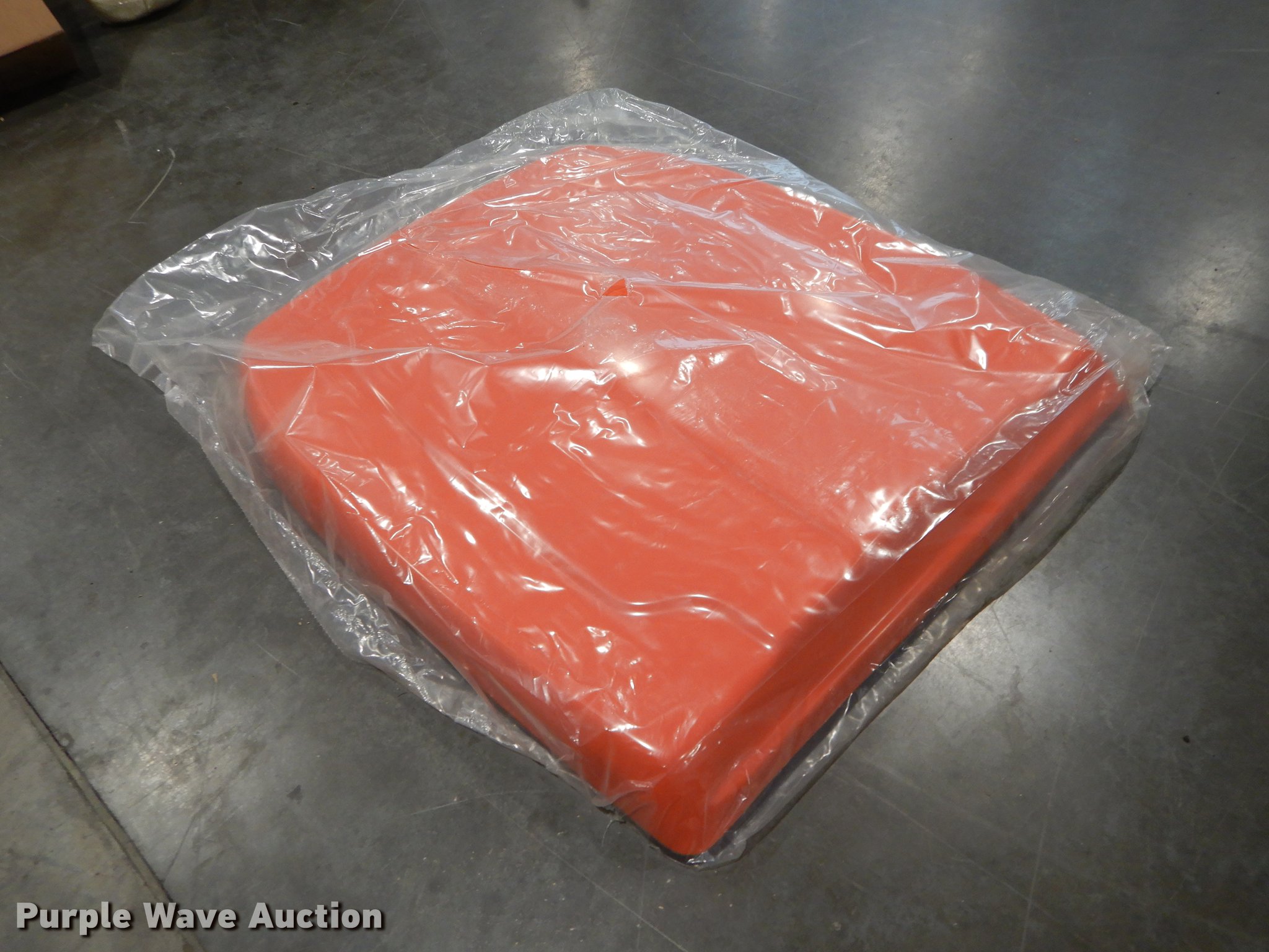 Kubota E1123 canopy in Grapevine, TX Item EB9686 sold Purple Wave