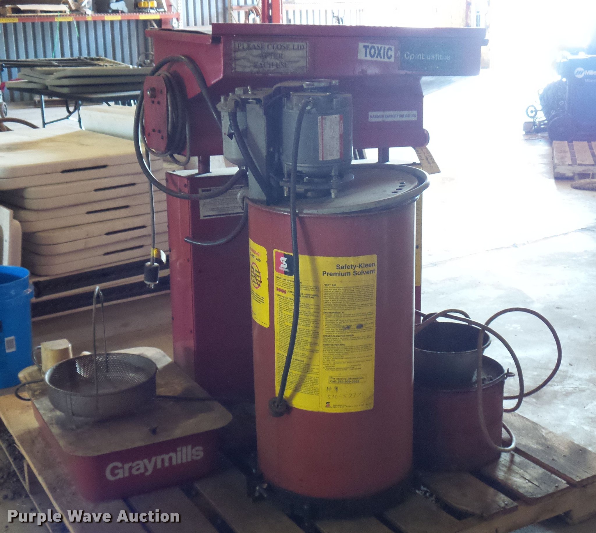 SafetyKleen 110 solvent cleaner in Larkspur, CO Item EP9631 sold