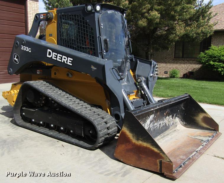 image for item DB4945 2017 John Deere 333G skid steer