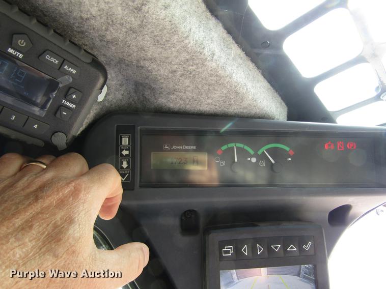 image for item DB4945 2017 John Deere 333G skid steer