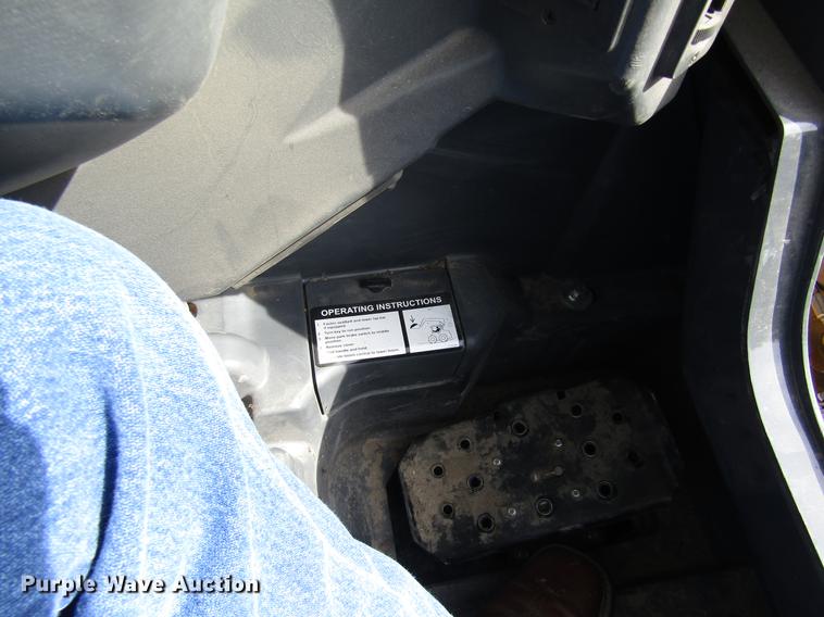 image for item DB4945 2017 John Deere 333G skid steer