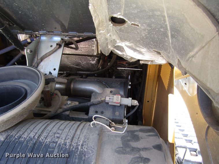 image for item DB4945 2017 John Deere 333G skid steer