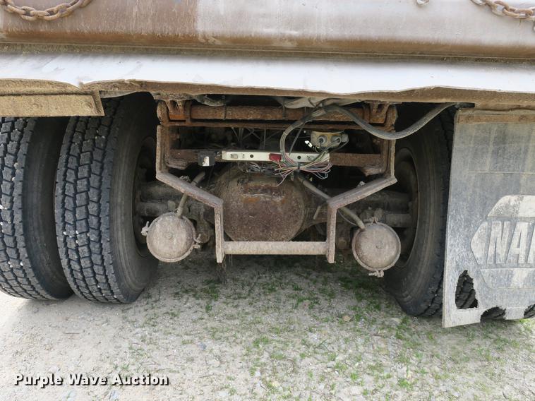 image for item DB8753 2002 International 4900 dump truck