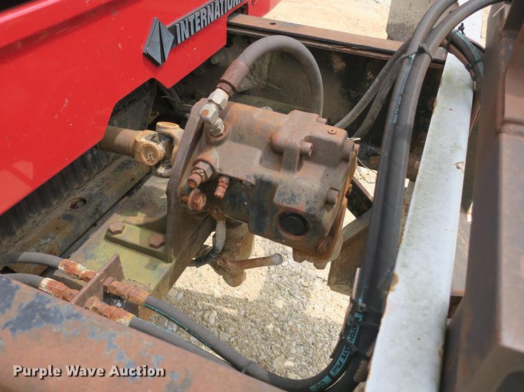 image for item DB8753 2002 International 4900 dump truck