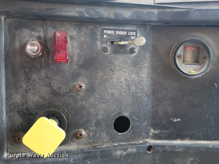 image for item DB8753 2002 International 4900 dump truck