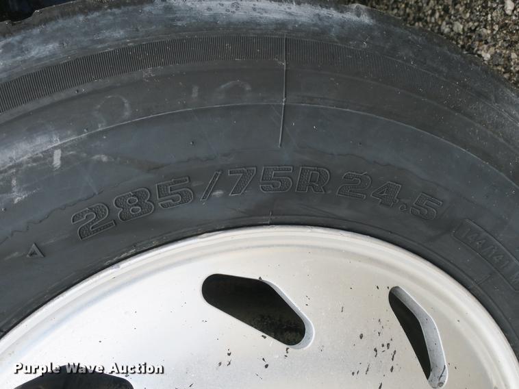 image for item DB8777 1995 Freightliner FLD dump truck