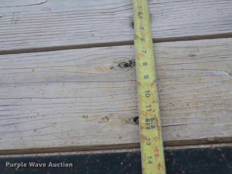 image for item DB8777 1995 Freightliner FLD dump truck