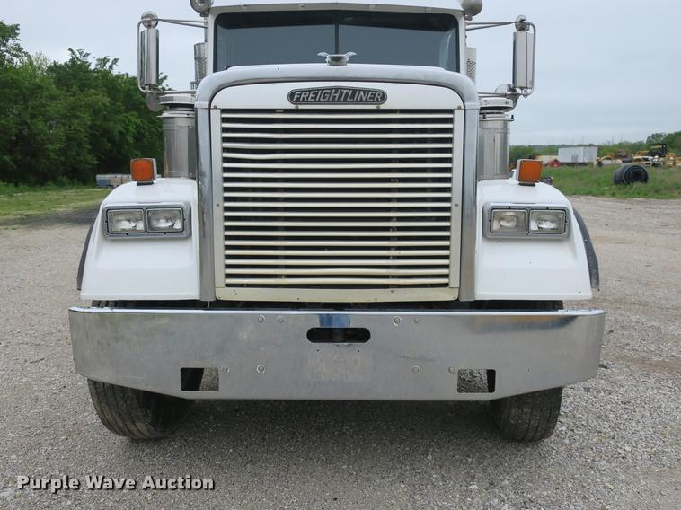 image for item DB8777 1995 Freightliner FLD dump truck