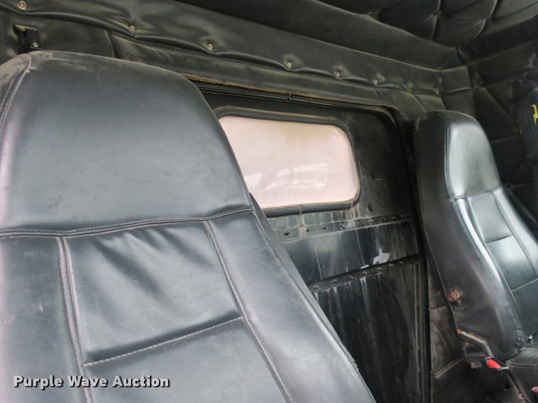 image for item DB8777 1995 Freightliner FLD dump truck