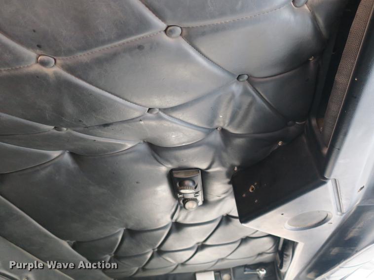 image for item DB8777 1995 Freightliner FLD dump truck