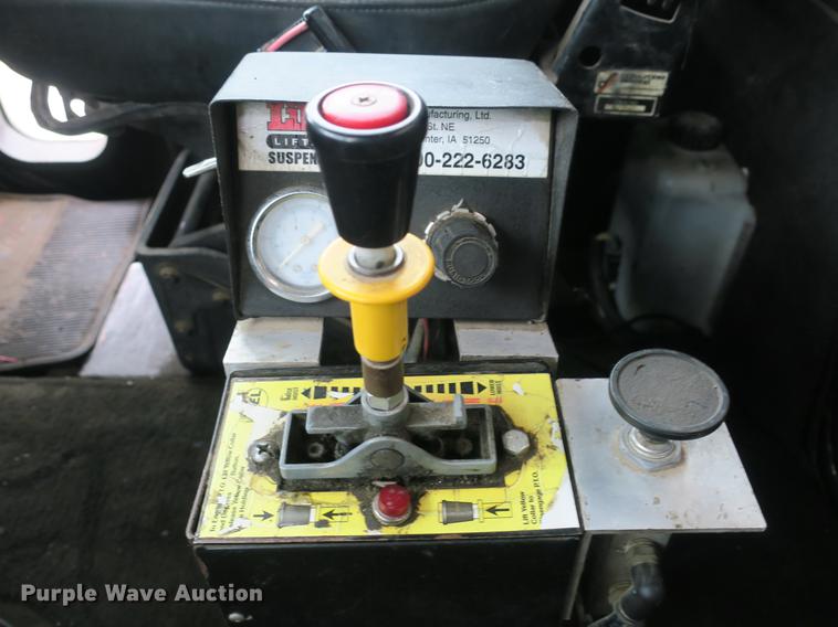 image for item DB8777 1995 Freightliner FLD dump truck