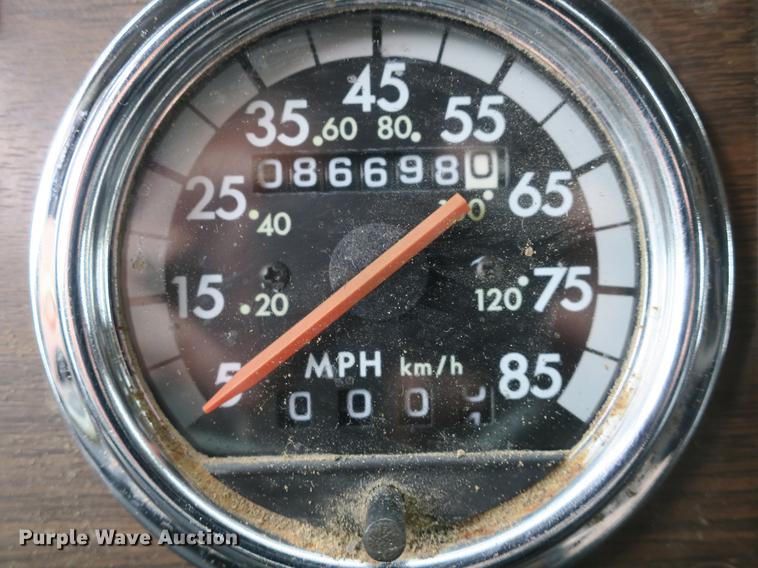 image for item DB8777 1995 Freightliner FLD dump truck