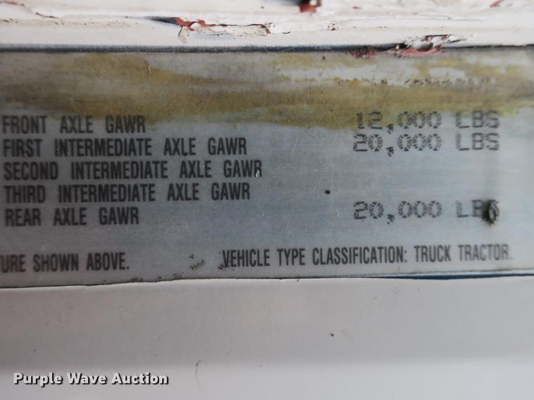 image for item DB8777 1995 Freightliner FLD dump truck