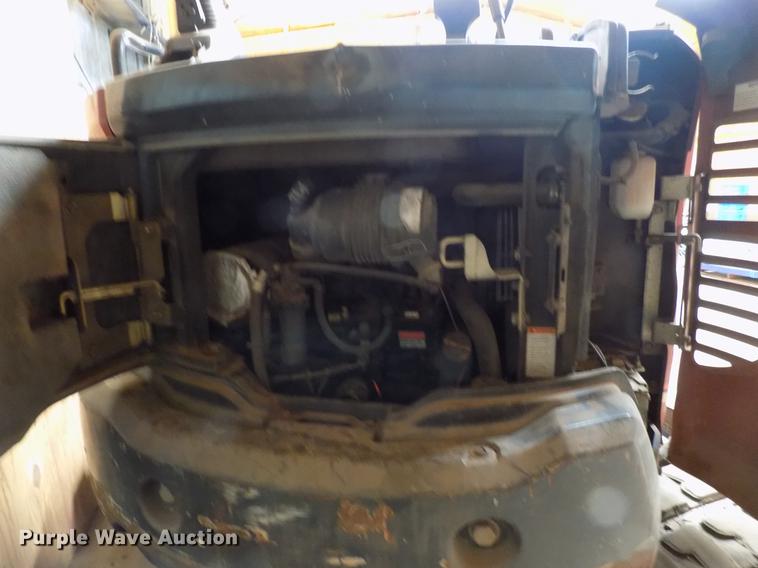 image for item DB9658 2005 Ditch Witch MX202 mini excavator