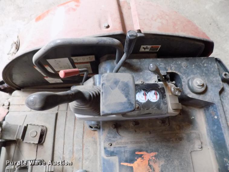 image for item DB9658 2005 Ditch Witch MX202 mini excavator