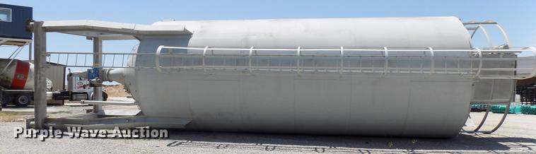 image for item DB9659 Load Craft cement silo