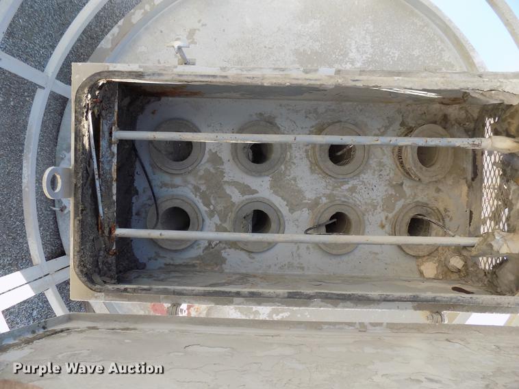 image for item DB9659 Load Craft cement silo