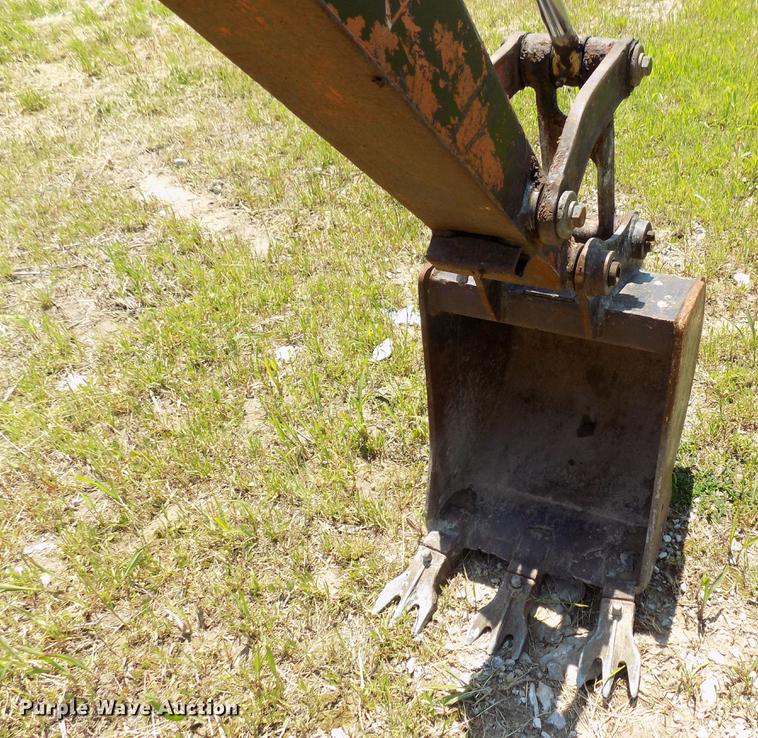 image for item DB9660 2005 Ditch Witch MX202 mini excavator