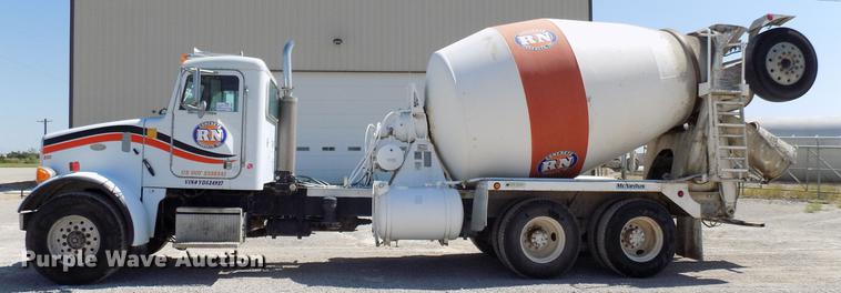 image for item DB9661 2000 Peterbilt 357 ready mix truck