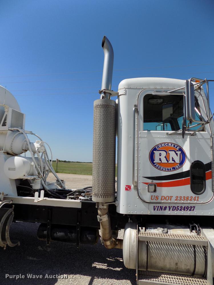 image for item DB9661 2000 Peterbilt 357 ready mix truck