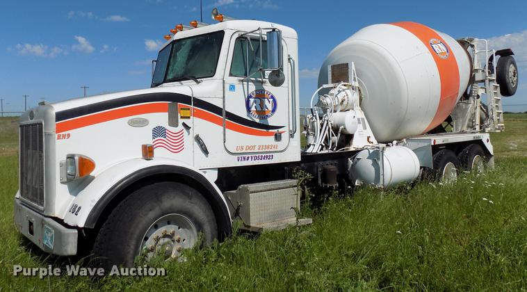 image for item DB9668 2000 Peterbilt 357 ready mix truck