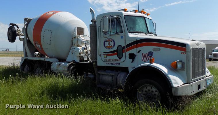 image for item DB9668 2000 Peterbilt 357 ready mix truck