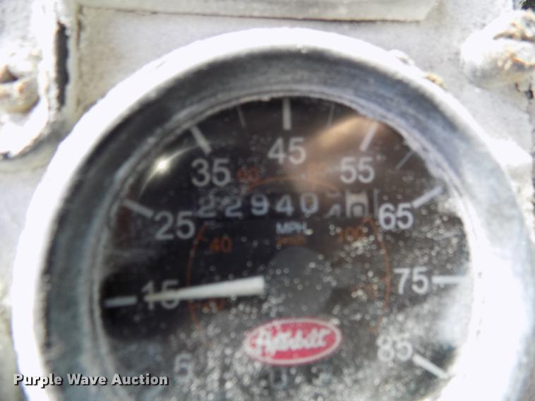 image for item DB9668 2000 Peterbilt 357 ready mix truck