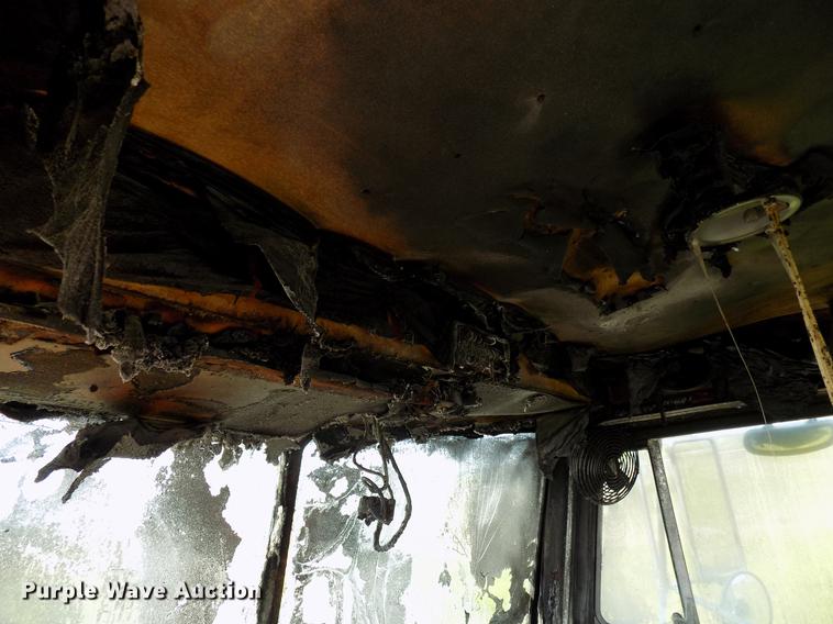 image for item DB9668 2000 Peterbilt 357 ready mix truck