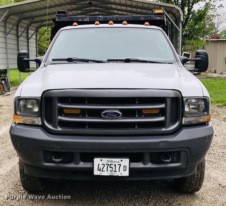 image for item DC8707 2004 Ford F450 Super Duty dump truck