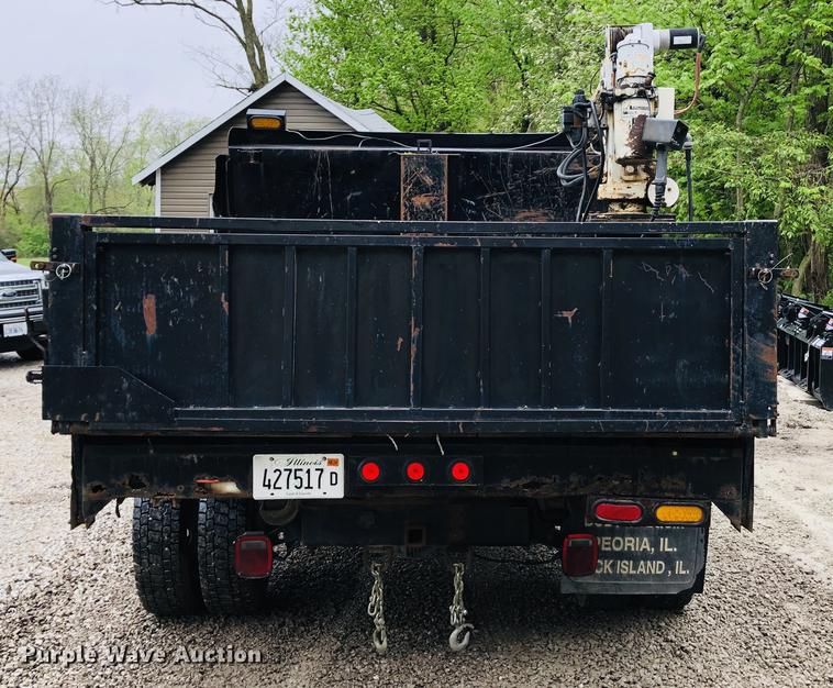 image for item DC8707 2004 Ford F450 Super Duty dump truck
