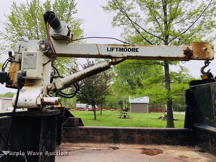 image for item DC8707 2004 Ford F450 Super Duty dump truck