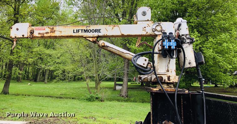 image for item DC8707 2004 Ford F450 Super Duty dump truck