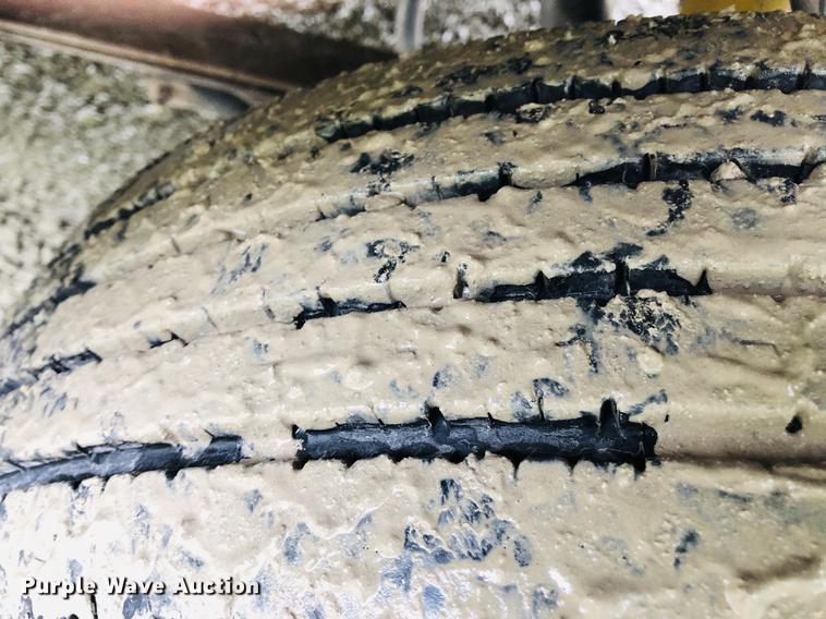 image for item DC8707 2004 Ford F450 Super Duty dump truck