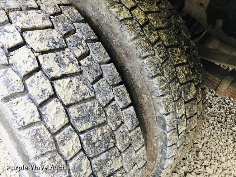 image for item DC8707 2004 Ford F450 Super Duty dump truck