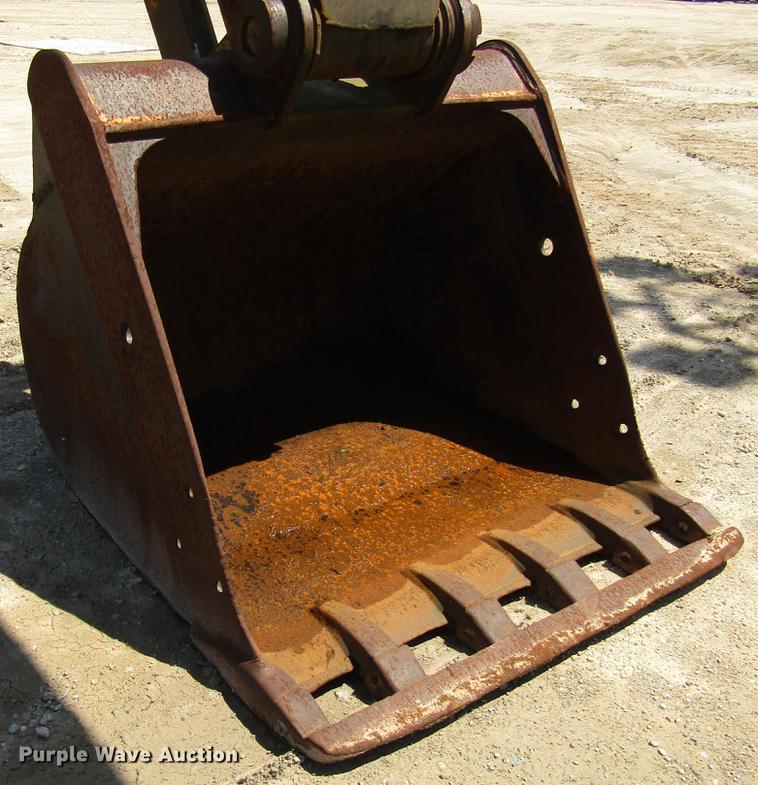 image for item DD3005 1993 Caterpillar 325L excavator