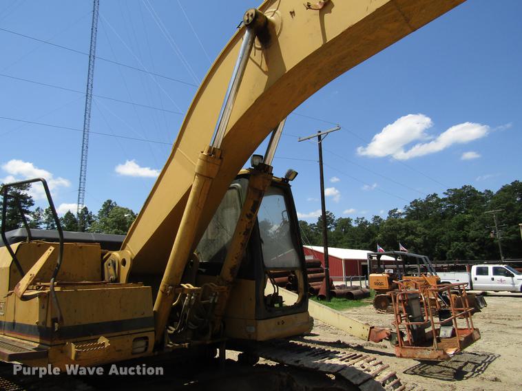 image for item DD3005 1993 Caterpillar 325L excavator