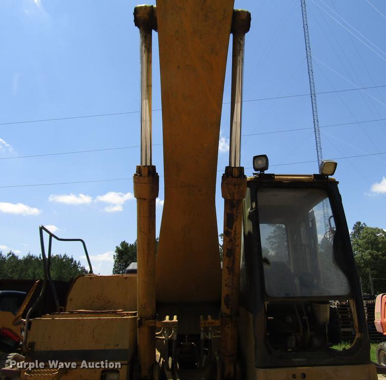 image for item DD3005 1993 Caterpillar 325L excavator