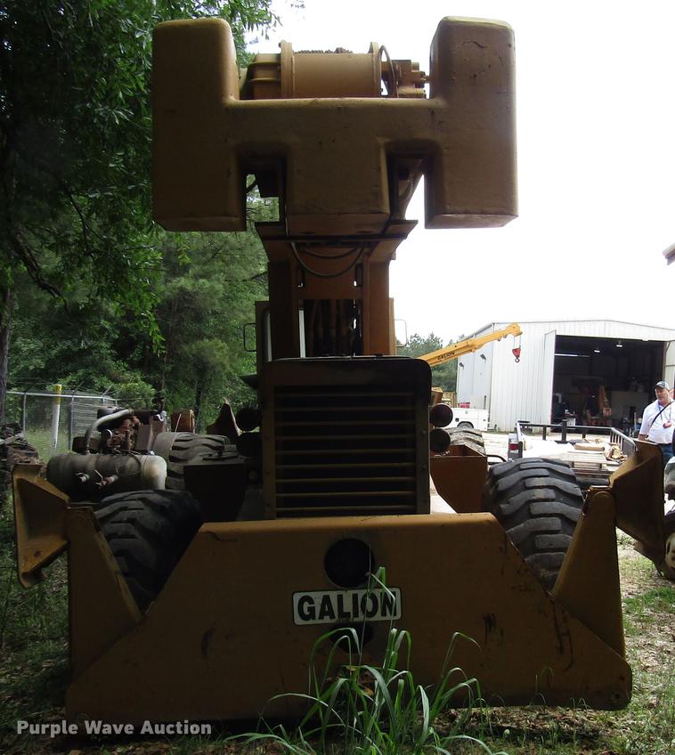 image for item DD3016 Galion 150A crane