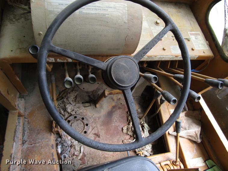 image for item DD3016 Galion 150A crane