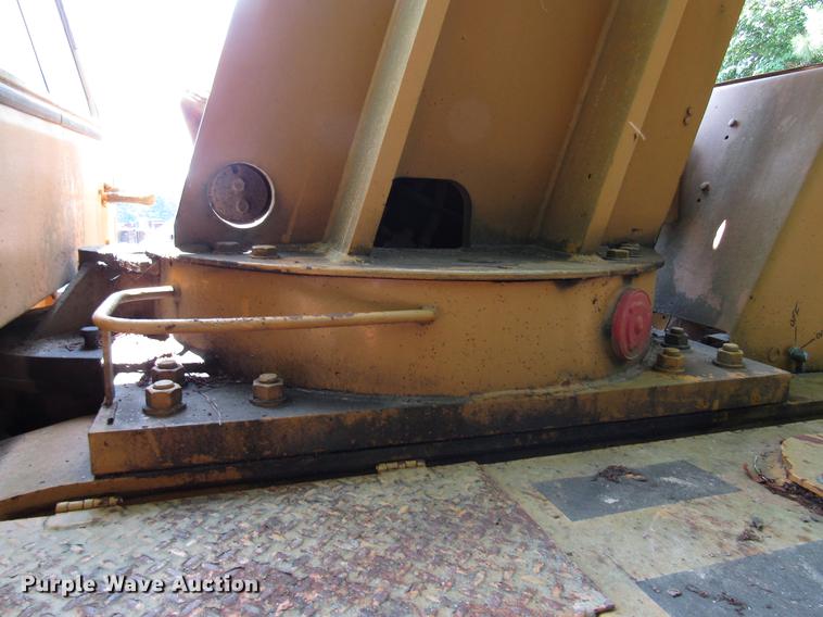 image for item DD3016 Galion 150A crane