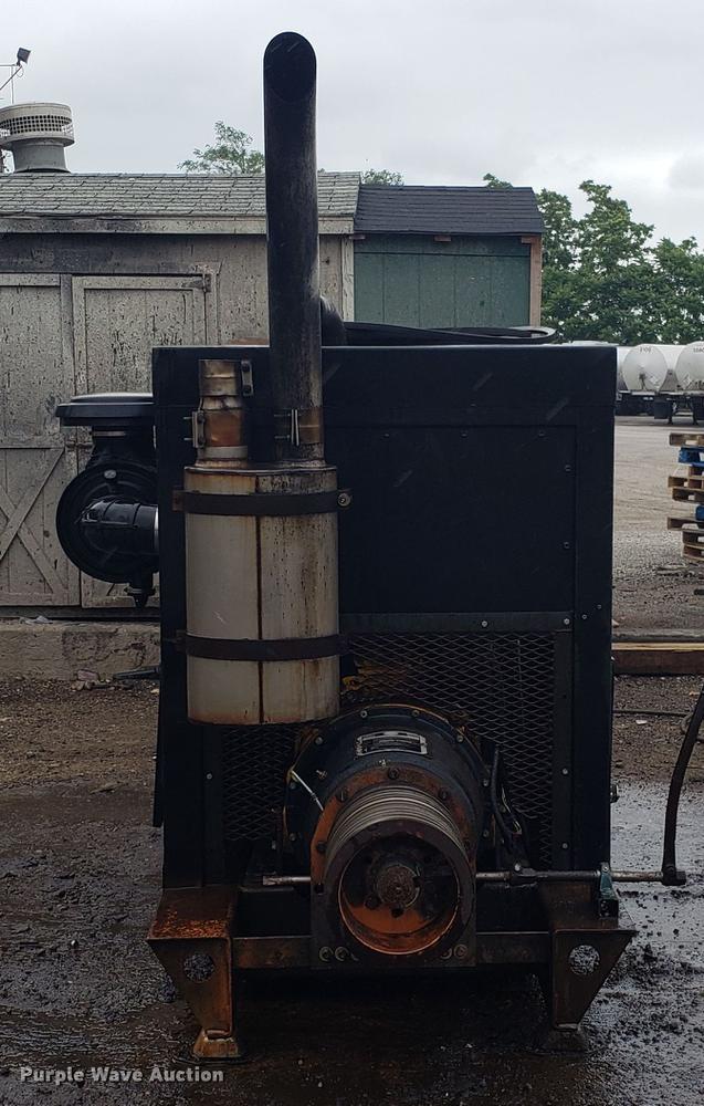 image for item DD4750 John Deere 8.1L six cylinder diesel engine