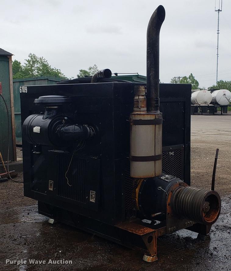 image for item DD4750 John Deere 8.1L six cylinder diesel engine