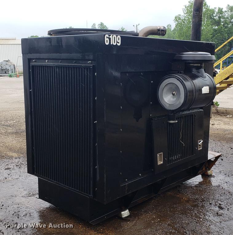 image for item DD4750 John Deere 8.1L six cylinder diesel engine