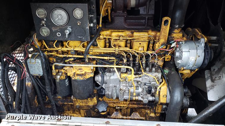 image for item DD4750 John Deere 8.1L six cylinder diesel engine